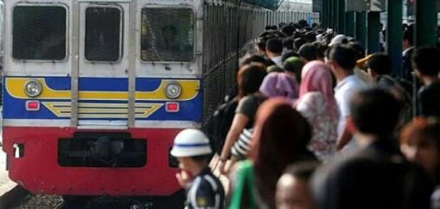KCI Mendadak Gunakan Tiket Kertas, Stasiun Bogor Ricuh