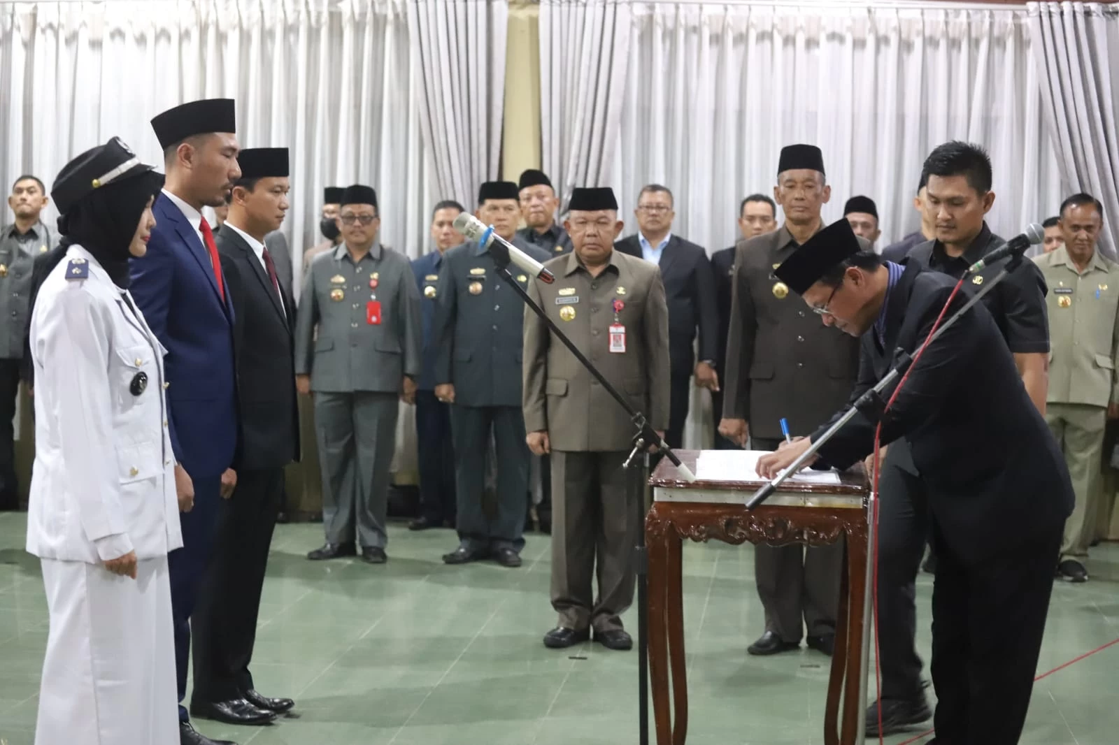 PJ. Bupati Lampung Barat Nukman Melantik 95 Pejabat ASN Dilingkungan Pemkab Lambar