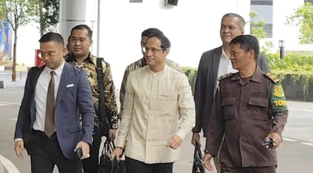 Nadiem Diperiksa Kejagung Sebagai Saksi Kasus Laptop Senilai Rp 9,9 Triliun