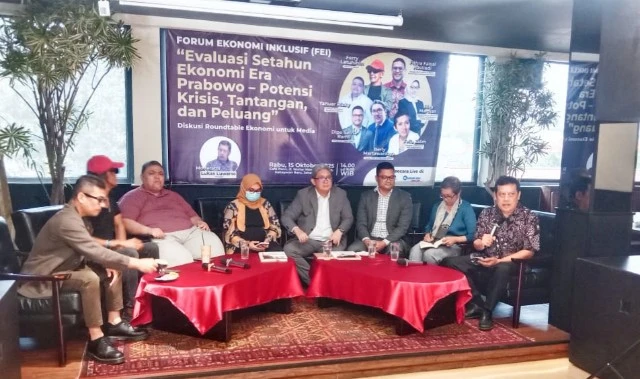 1 Tahun Pemerintahan Prabowo, Tekanan Terhadap Kelas Menengah Kian Terasa