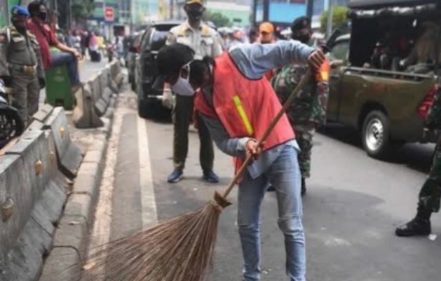Hukuman Kerja Sosial Berlaku Januari 2026, Begini Mekanisme Pelaksanaannya