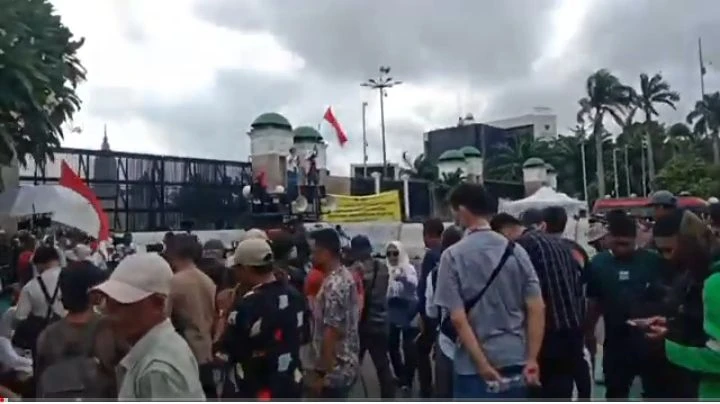 GPKR Aksi Damai di DPR, Desak Penggunakan Hak Angket untuk Ungkap Kecurangan Pilpres 2024