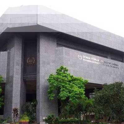 Gedung DPRD DKI Gelar Shalat Jumat Kembali