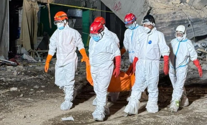 Korban Ambruk Musala Ponpes Al Khoziny Tembus 61 Santri