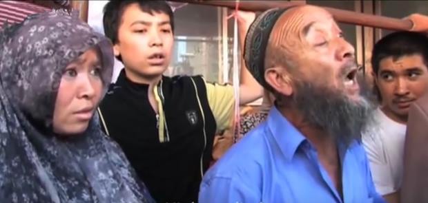 Cina Larang Muslim Berjenggot dan Berjilbab