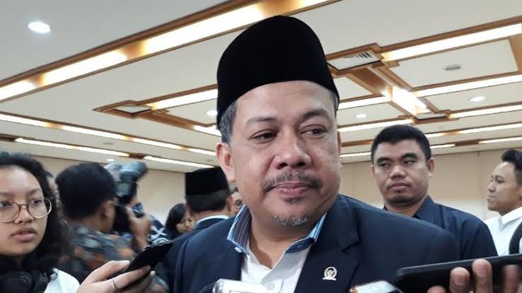 Fahri Tantang Pendukung Jokowi untuk Terus Laporkan Pendukung Oposisi
