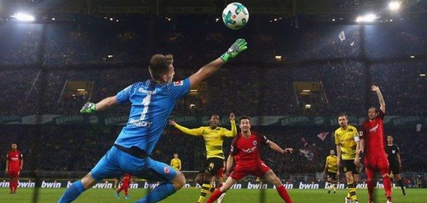 Dramatis, Batshuayi Selamatkan 3 Poin Buat Dortmund