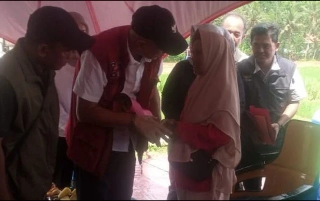 Korban Tewas Akibat Longsor di Desa Cibeunying Dapat Santunan dari Kemensos