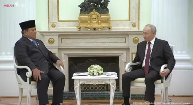 Prabowo Terbang ke Rusia, Konsultasi Soal  Geopolitik Global dengan Putin