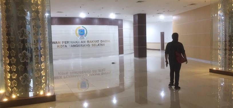 Ogah Buka Hasil Kunker, Sekretaris DPRD Tangsel Dianggap Lakukan Penyelundupan