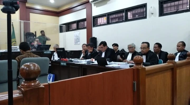 Kuasa Hukum Charlie Minta JPU Hadirkan Kuasa Hukum PT Mandiri Bangun Makmur Sebagai Saksi
