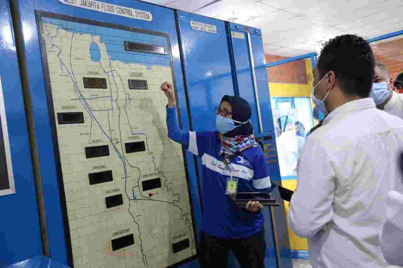 Tinjau Tiga Rumah Pompa, Wagub Pastikan Penanganan Banjir Berjalan Sejak Kemarau