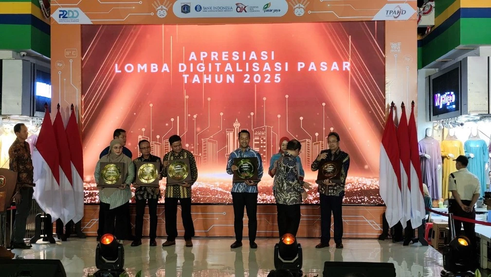 Dorong Transaksi Non-tunai di Pasar Tradisional, Bank Jakarta Raih 3 Penghargaan Digitalisasi Pasar