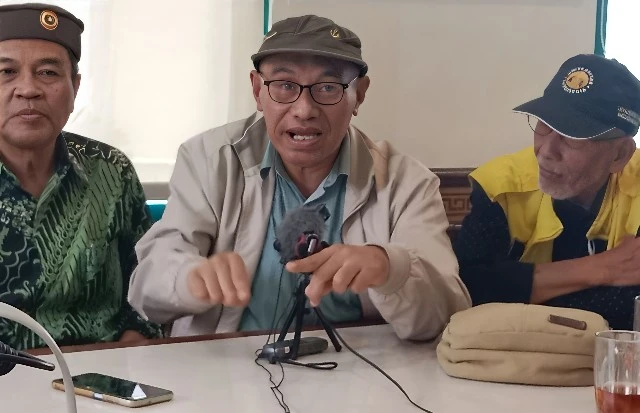 Berbondong-bondong Jadi Munafik, Dasar Kampret!