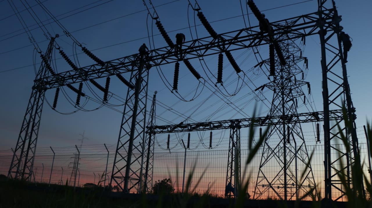 PLN Hemat Rp 225 Miliar per Tahun Operasikan Transmisi 150 kV Punagaya-Tanjung Bunga