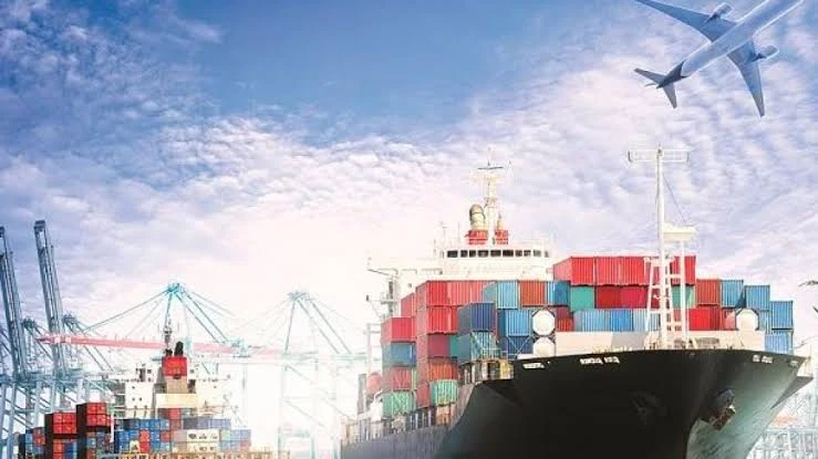 CELIOS Sebut Pengenaan Tarif Impor oleh AS Bisa Bikin Indonesia Jatuh ke Jurang Resesi