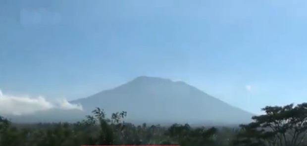 Pengungsi Gunung Agung Bali Terus Bertambah