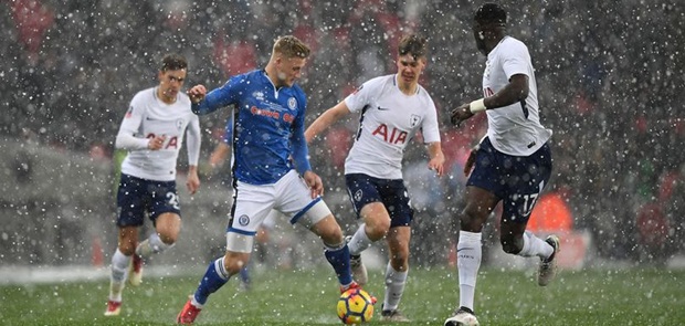 Bantai Rochdale 6-1. Spur Melaju ke Babak Perempatfinal Piala FA