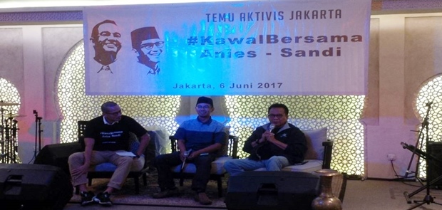 Puluhan Aktivis Komitmen Kawal Janji Kampanye Gubernur Anies-Sandi
